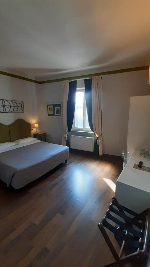 Albergo Moderno Лукка Экстерьер фото